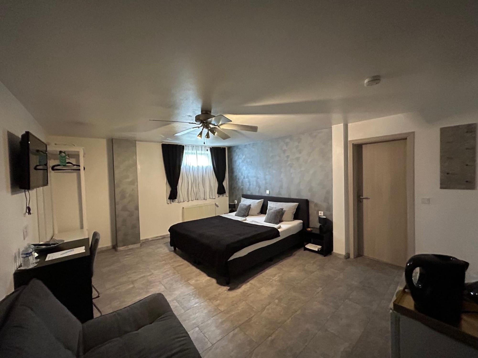 Mikroapartments Klarenthal Homestay *